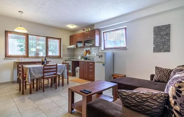 Apartment Apartmani Antonio Motovun Croatia